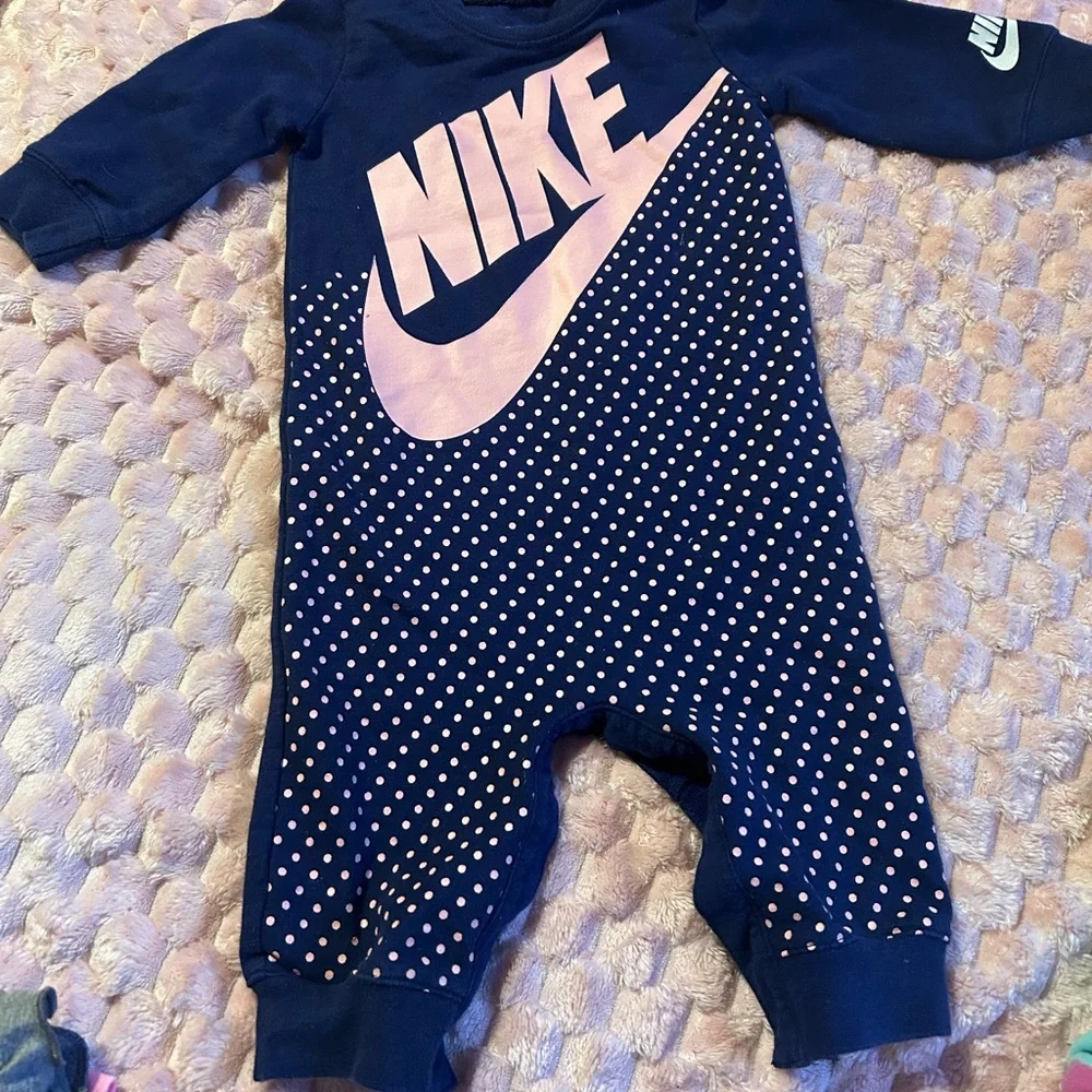 Bundle 2 Nike Gently Loved Jumpsuits Infant size 6 months